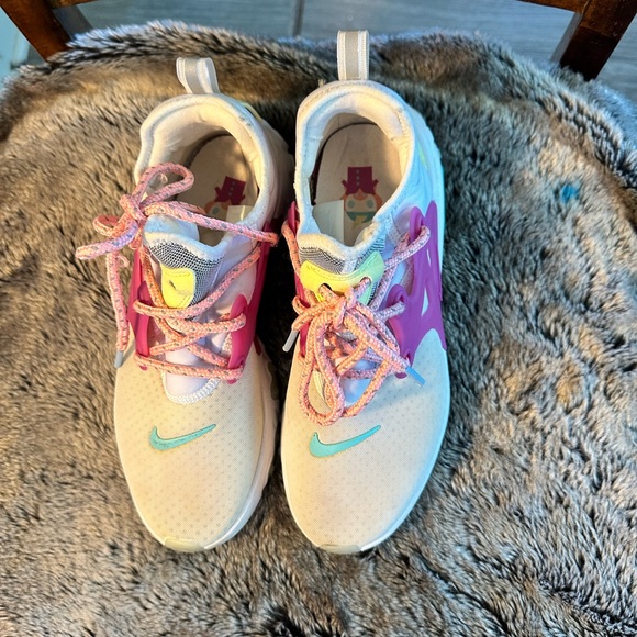 Nike Shoes - Nike React Presto White Hyper Violet Sneakers, Size 8.5
